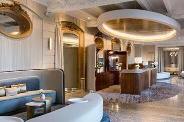 هتل Hôtel Barrière Le Grand Hôtel Dinard