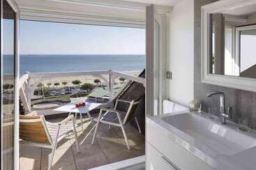 هتل Barriere Le Royal La Baule