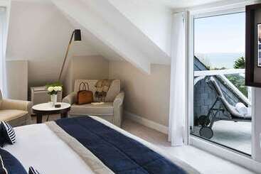 هتل Barriere Le Royal La Baule