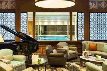 هتل Barriere Le Royal La Baule