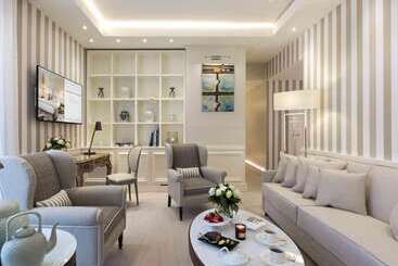 هتل Barriere Le Royal La Baule