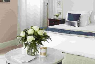 هتل Barriere Le Royal La Baule
