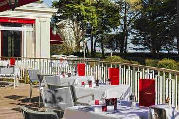 هتل Barriere Le Royal La Baule