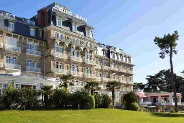 هتل Barriere Le Royal La Baule