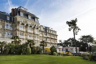 هتل Barriere Le Royal La Baule