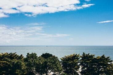 هتل Barriere Le Royal La Baule