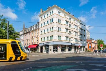 هتل Best Western Mulhouse Salvator Centre