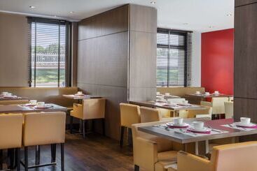 هتل Best Western Seine West