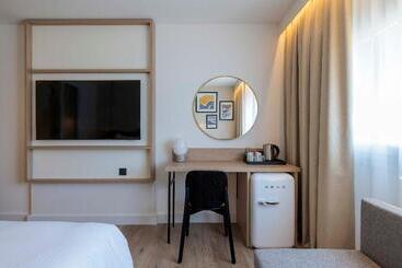 هتل Hilton Garden Inn Marseille Provence Airport