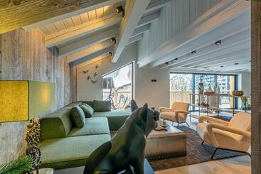 هتل Hôtel & Chalets Le Samovar