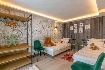 هتل Hôtel & Chalets Le Samovar