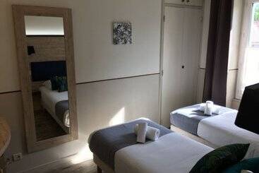هتل Hôtel Saint Albert
