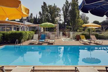 هتل Ibis Styles Marseille Aéroport