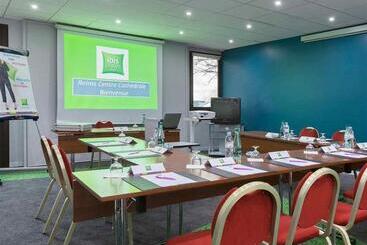 בית מלון כפרי Ibis Styles Reims Centre