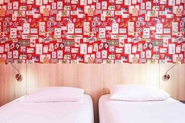 בית מלון כפרי Ibis Styles Reims Centre