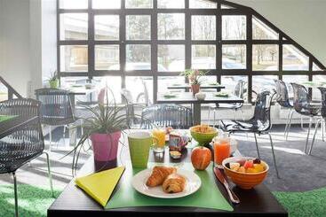 בית מלון כפרי Ibis Styles Reims Centre