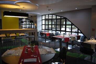 בית מלון כפרי Ibis Styles Reims Centre