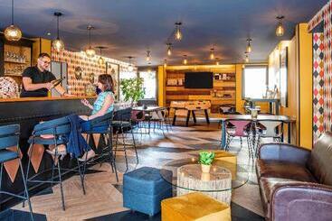 בית מלון כפרי Ibis Styles Reims Centre