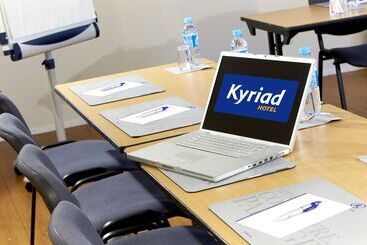 هتل Kyriad Angers Sud Ponts De Cé