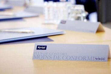 هتل Kyriad Nimes Centre