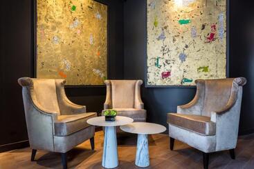 ホテル Hôtel La Comtesse