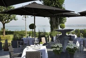 هتل La Ferme Saint Simeon Spa  Relais & Chateaux