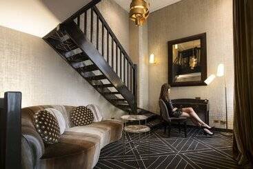 هتل Le Pavillon De La Reine & Spa, Place Des Vosges
