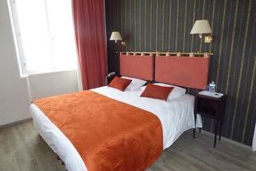 Logis Au Grand Hotel Et Son Restaurant