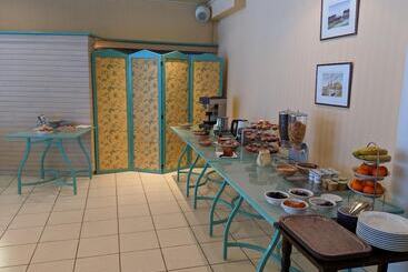 هتل Logis Hôtel Regina
