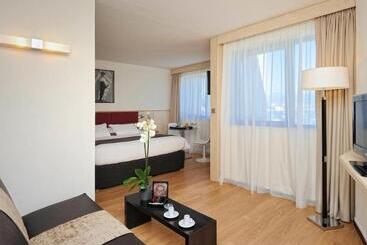 هتل Mercure Ajaccio