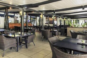 هتل Mercure Nadi