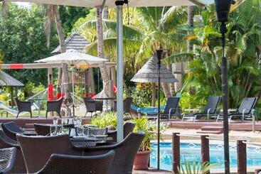 هتل Mercure Nadi