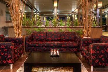 هتل Mercure Nadi