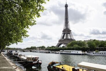 هتل Mercure Paris La Defense