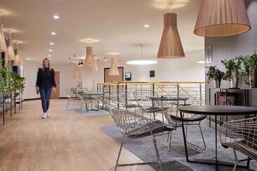 هتل Mercure Paris La Defense