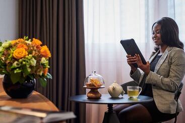 هتل Mercure Paris La Defense