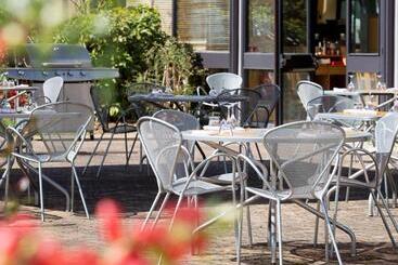 هتل Mercure Paris Le Bourget Aeroport