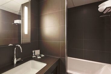 هتل Mercure Vichy Thermalia