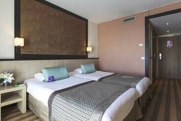 هتل Mercure Vichy Thermalia