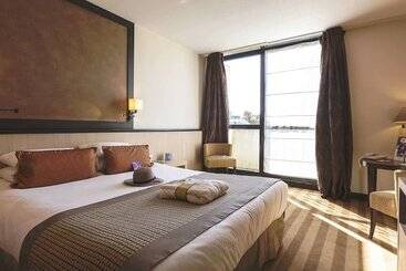 هتل Mercure Vichy Thermalia