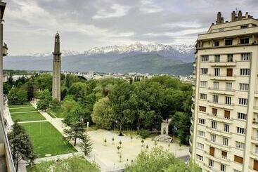 هتل Park Hôtel Grenoble   Mgallery