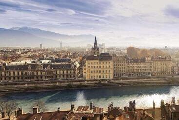 هتل Park Hôtel Grenoble   Mgallery