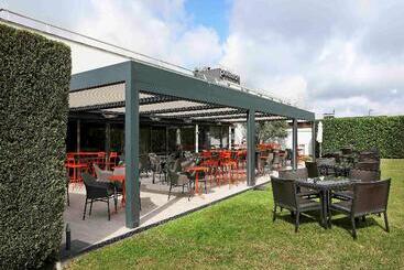فندق Pullman Toulouse Airport