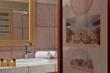 هتل Relais Du Bois Saint Georges   Hôtel De Charme