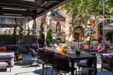 호텔 Sofitel Strasbourg Grande Ile