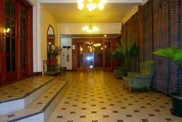 Southern Cross Hotel Fiji