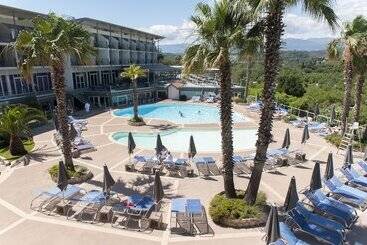 هتل Thalazur Antibes   & Spa