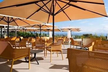 هتل Thalazur Antibes   & Spa