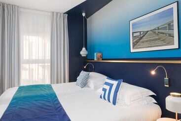 The Deck Hotel By Happyculture