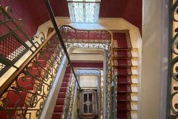 هتل The Originals Boutique, Hôtel Terminus, Bourg En Bresse Gare